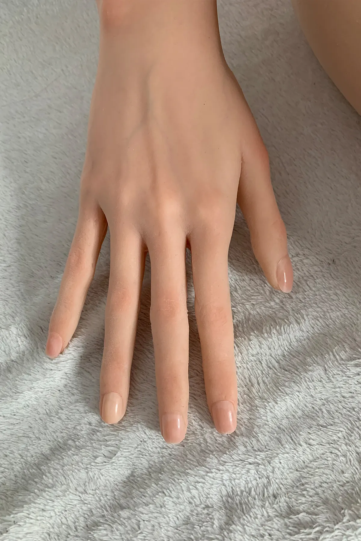 Ursuline Wissant - 168 cm silikondocka - Anpassningsbar – produktbild 2